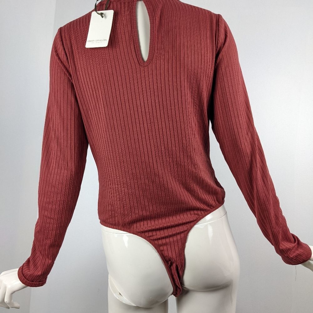 NWT Ribbed Hi-Cut Body Suit - Picture 4 of 7